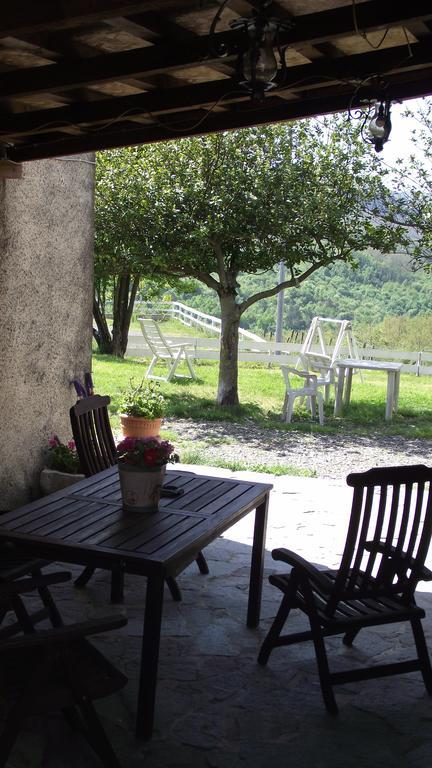 Agriturismo Dei Legi San Pietro Vara Buitenkant foto