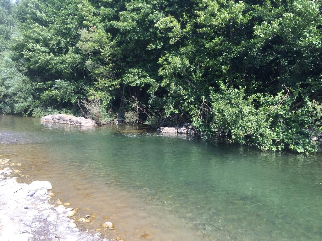 Agriturismo Dei Legi San Pietro Vara Buitenkant foto