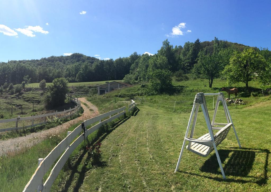 Agriturismo Dei Legi San Pietro Vara Buitenkant foto
