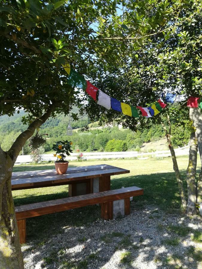 Agriturismo Dei Legi San Pietro Vara Buitenkant foto